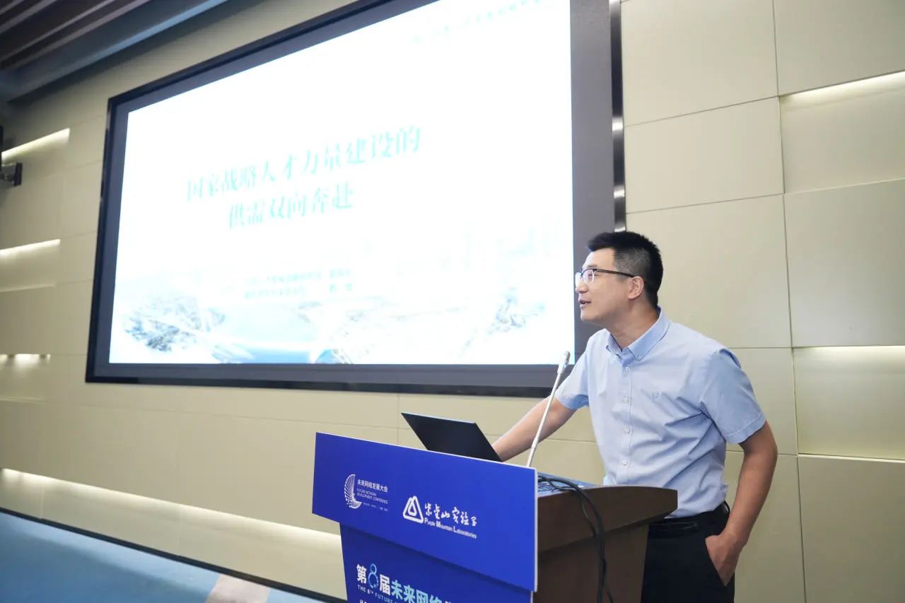 1724654823461020559.jpg ee585297c8e67b8917f8a0f978f80c73.jpg