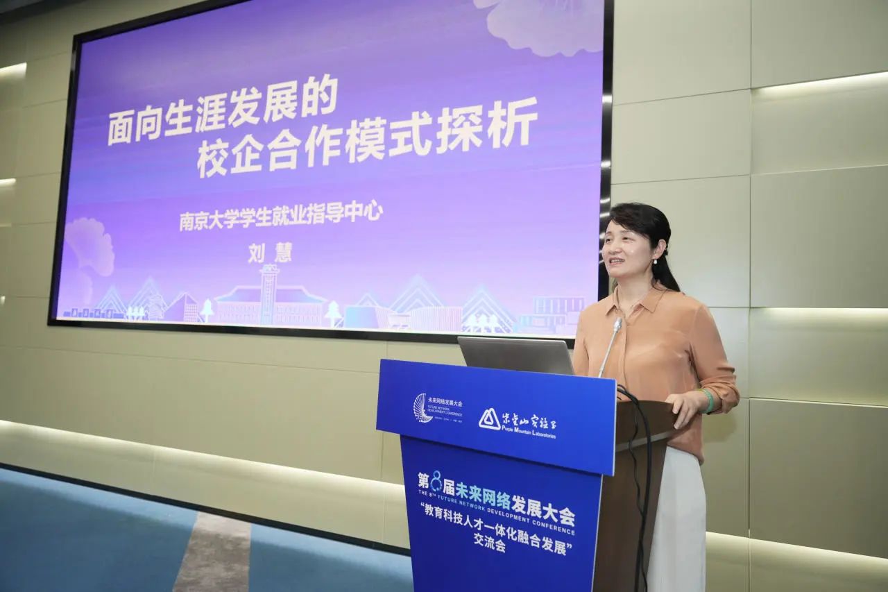 1724654874175033469.jpg b09041fe8bc17699ce8ddfe2bbb5e866.jpg