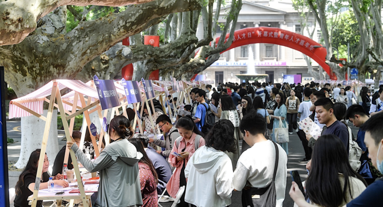 1740708470021038604.png image.png